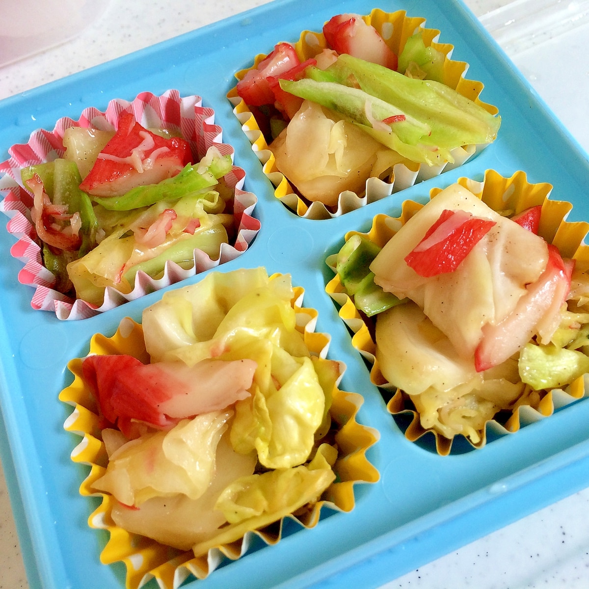 弁当用 冷凍ストック キャベツとカニカマの和え物 レシピ 作り方 By Yoshirinw 楽天レシピ 弁当用 冷凍ストック キャベツとカニカマの和え物 レシピ 作り方 By Yoshirinw 楽天レシピ